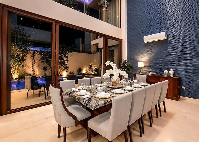 Almarez Private Luxury Retreat