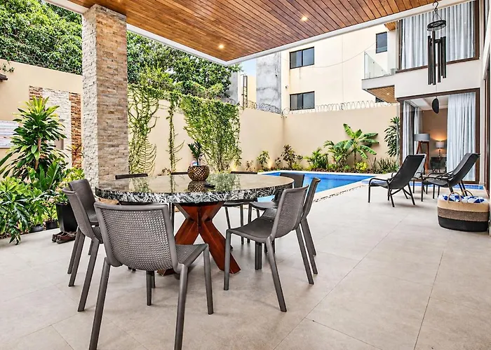 Almarez Private Luxury Retreat