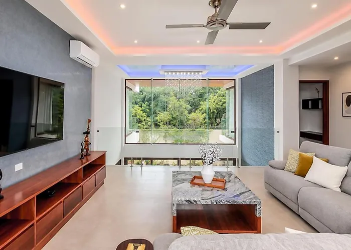 Almarez Private Luxury Retreat Villa *