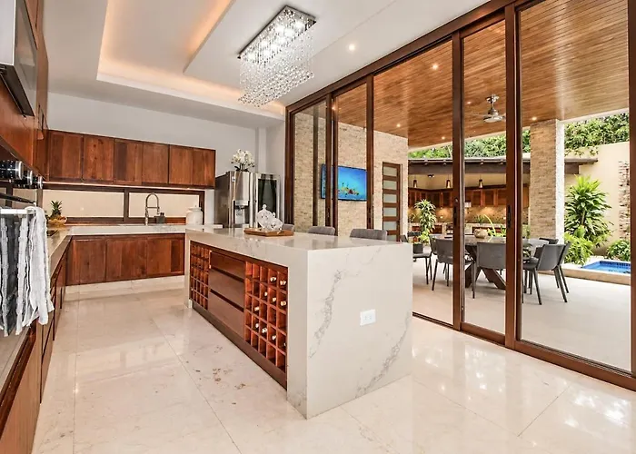 Almarez Private Luxury Retreat