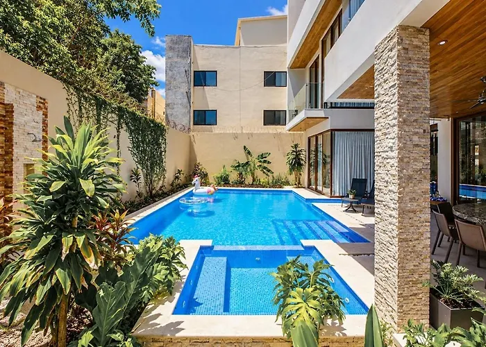 Villa Almarez Private Luxury Retreat *